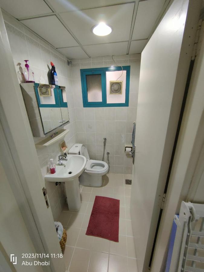 4 Bedroom Homestay Abu Dhabi