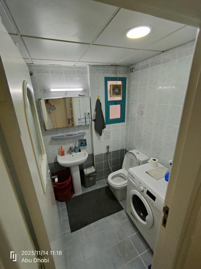 4 Bedroom Homestay Abu Dhabi